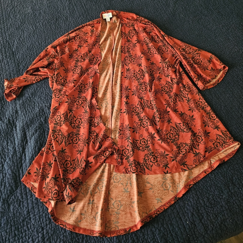 Short sleeve cardigan